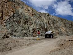 Chilean lawmakers study extra tax for copper, lithium mines