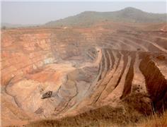 Guinea’s Junta Urges Miners to Help Break “Resource Curse”