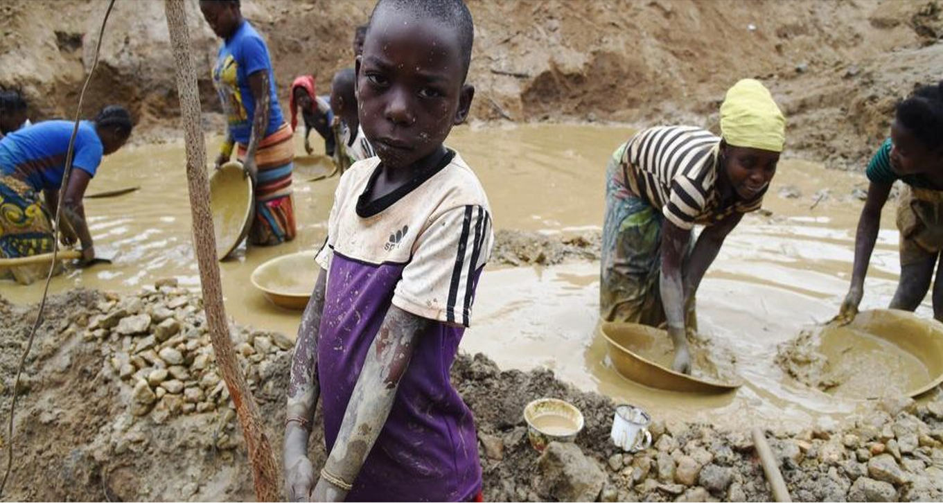 Four-year-olds Mining Cobalt for Phones