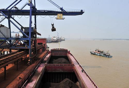A 13% decrease in the size of China`s steel / iron ore imports was also slight
