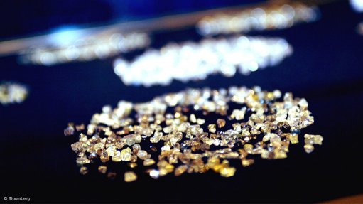 De Beers sells $490m of rough diamonds in cycle two