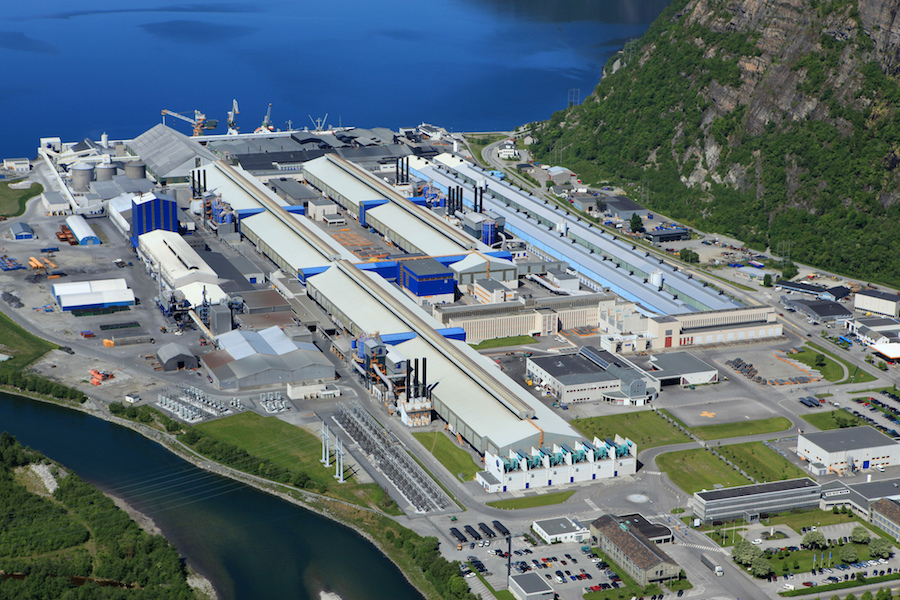 Rio Tinto’s Icelandic aluminium plant attracts Glencore — sources