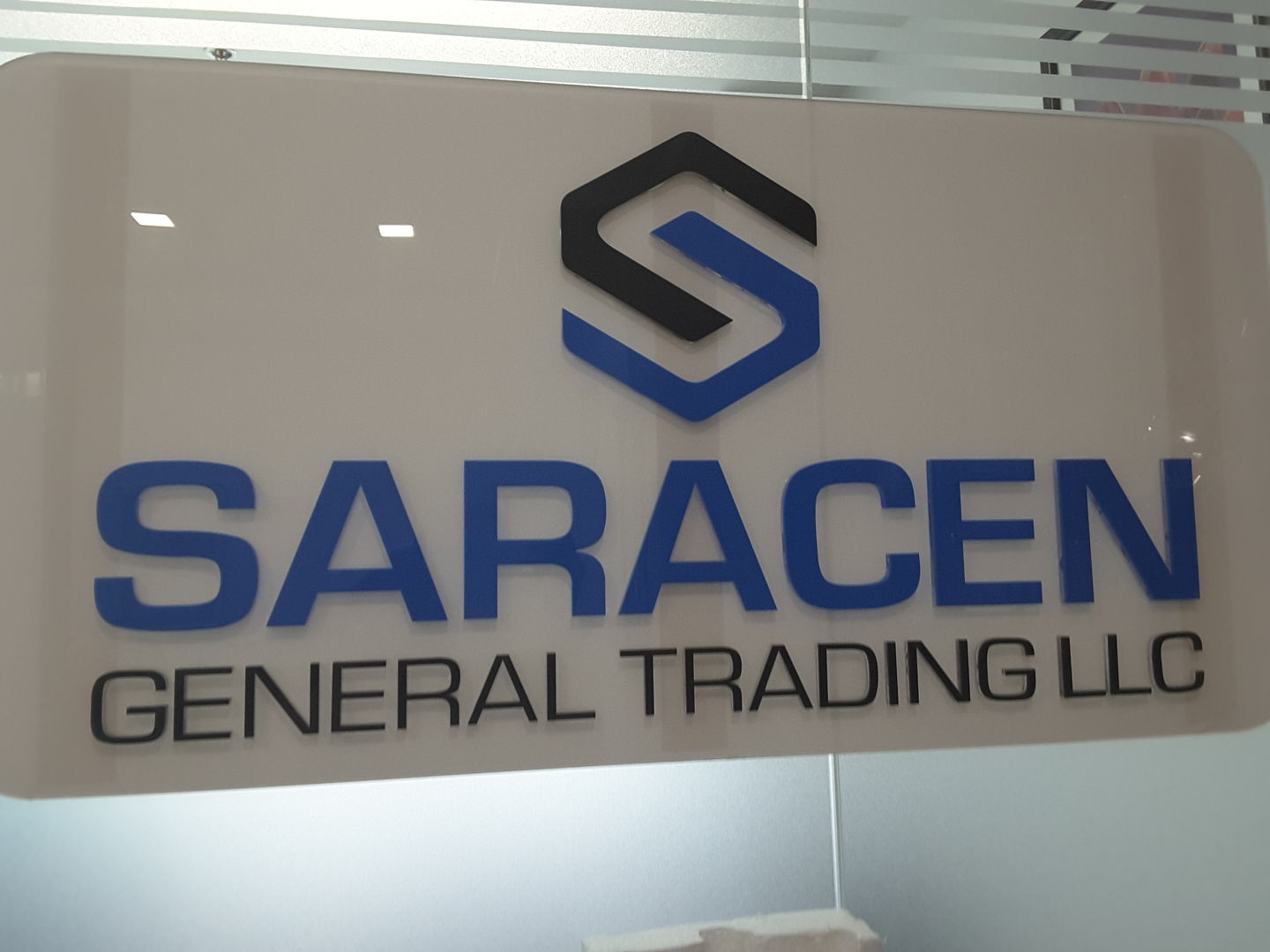 Saracen ceases trading