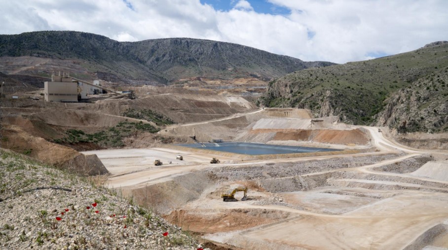 SSR Mining slumps as Turkey shuts gold mine after cyanide spill