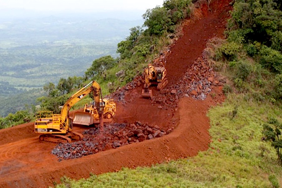 Guinea halts Simandou iron ore project again